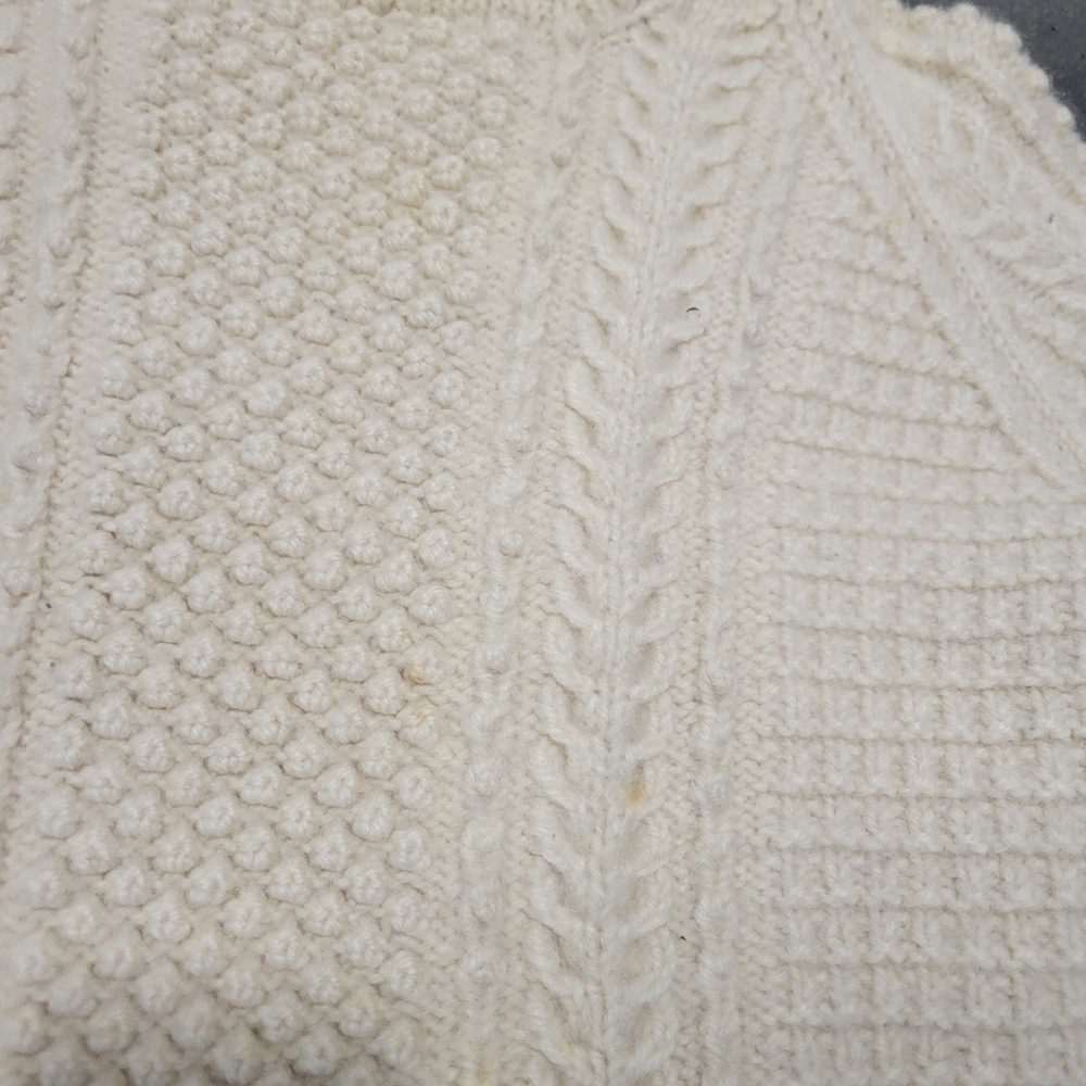 Vintage wool cableknit mens small women's medium sweater - Picture 3 of 12